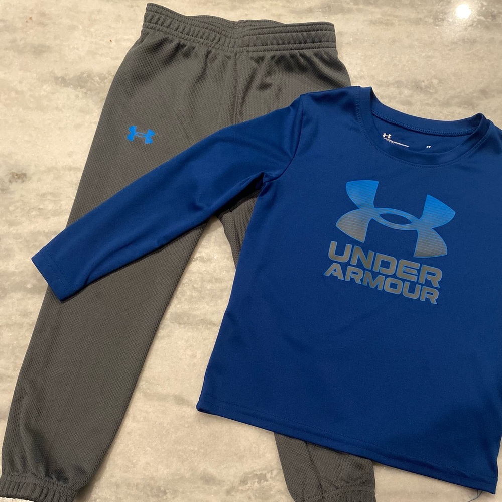 Under Armour 3T toddler boys long sleeve shirt and matching pants set